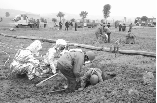 �ܵ������P(p��n)����