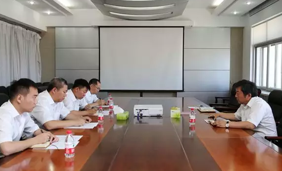 �\�ݷֹ�˾��������(g��)һ���������������θɲ�˼�����(xi��n)