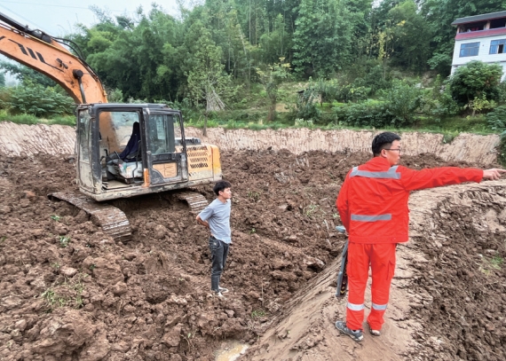 δ��(j��ng)�����ڹܵ��Ϸ��M(j��n)��ʩ�����I(y��)�Ƿ�����`���О�