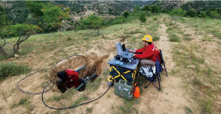 �ǽ��ٹܵ�΢���z�y���g(sh��)̽������